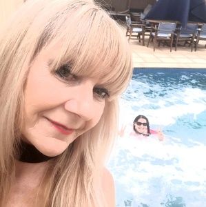 Meet your Posher, Sirpa